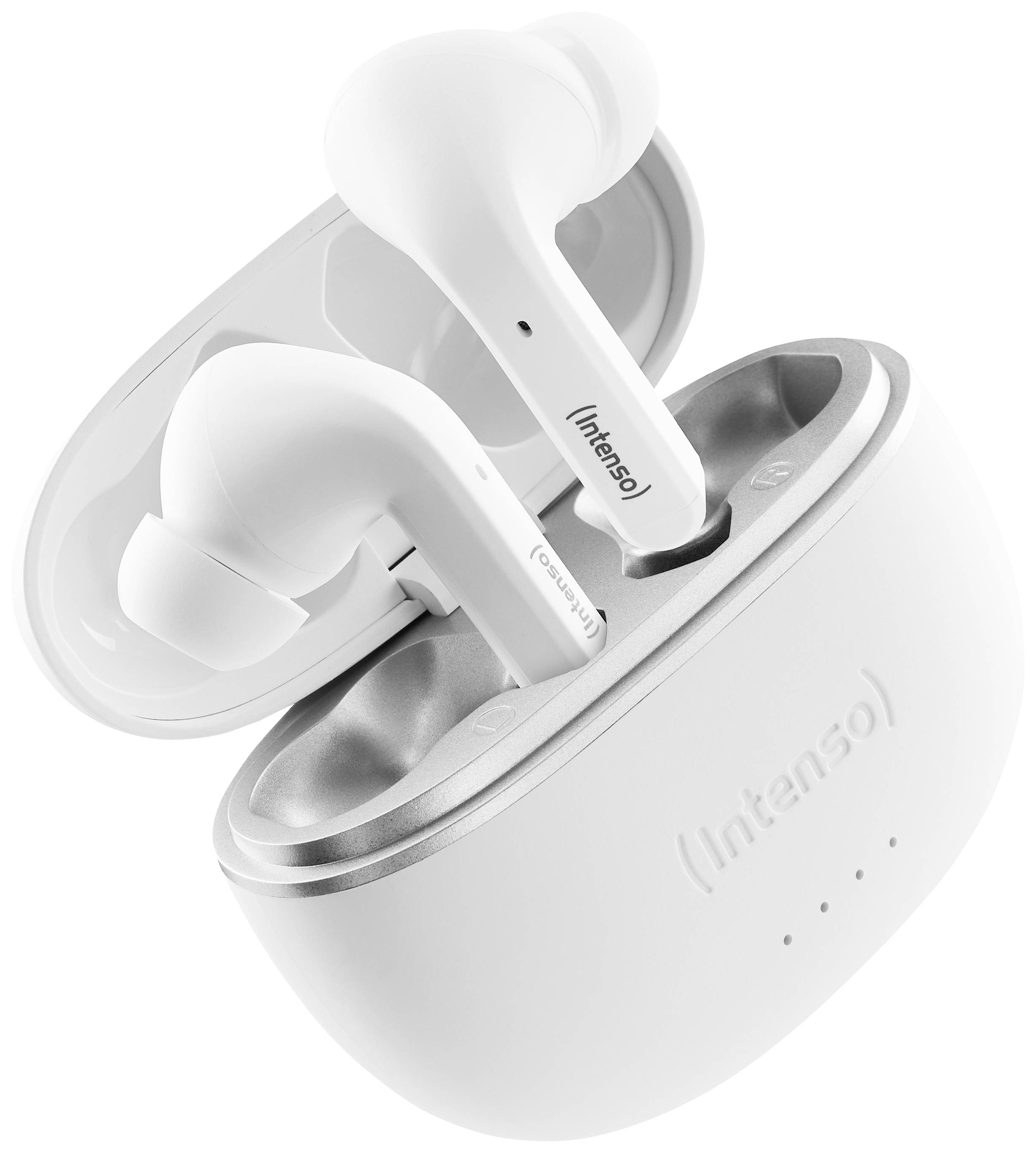 Weiße kabellose In-Ear-Kopfhörer in einer offenen Ladestation mit dem Schriftzug 'Intenso' sichtbar auf der Seite.