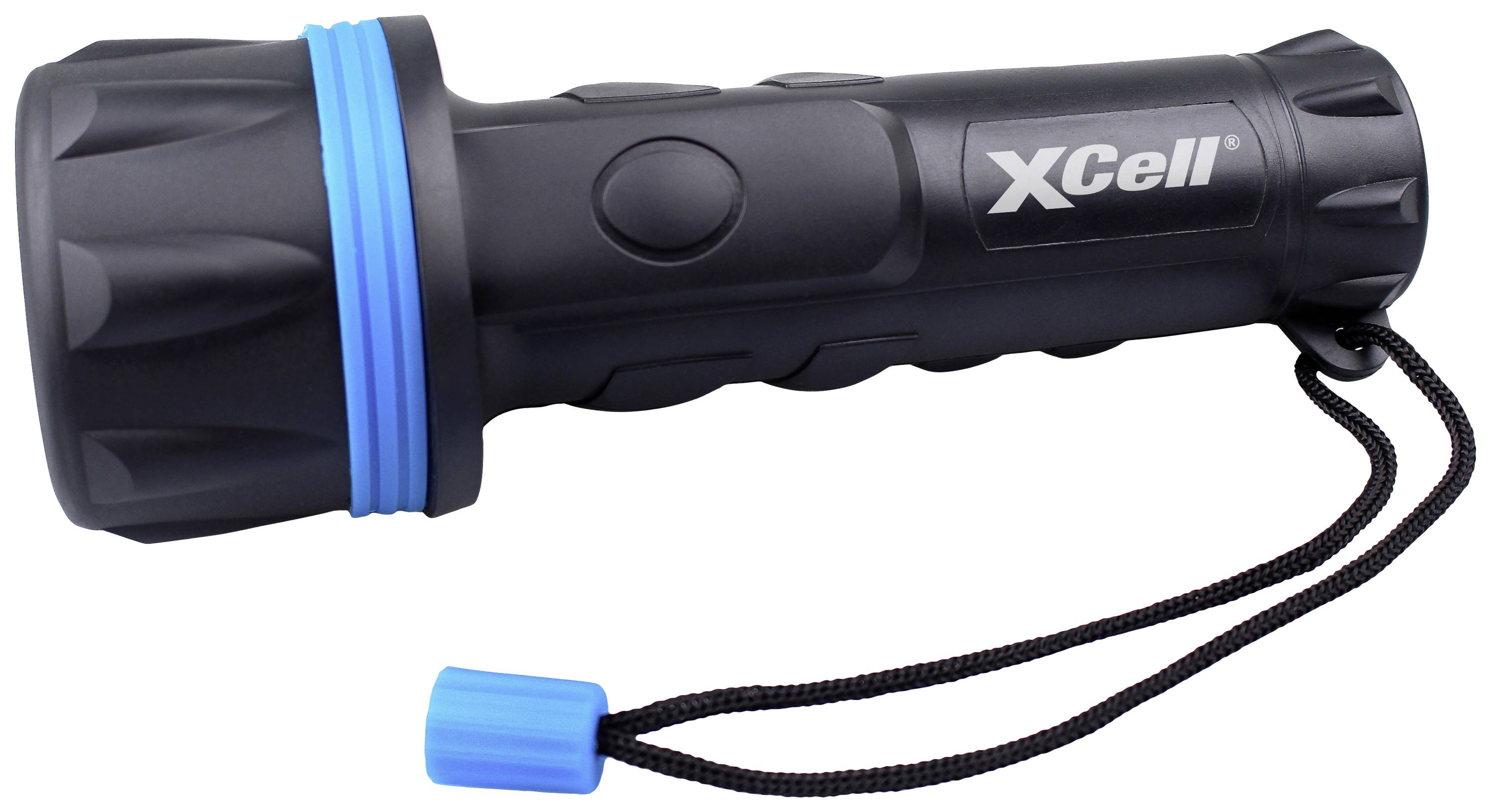 Eine schwarze Taschenlampe mit blauer Akzentuierung und Handschlaufe; Marke 'XCell'.