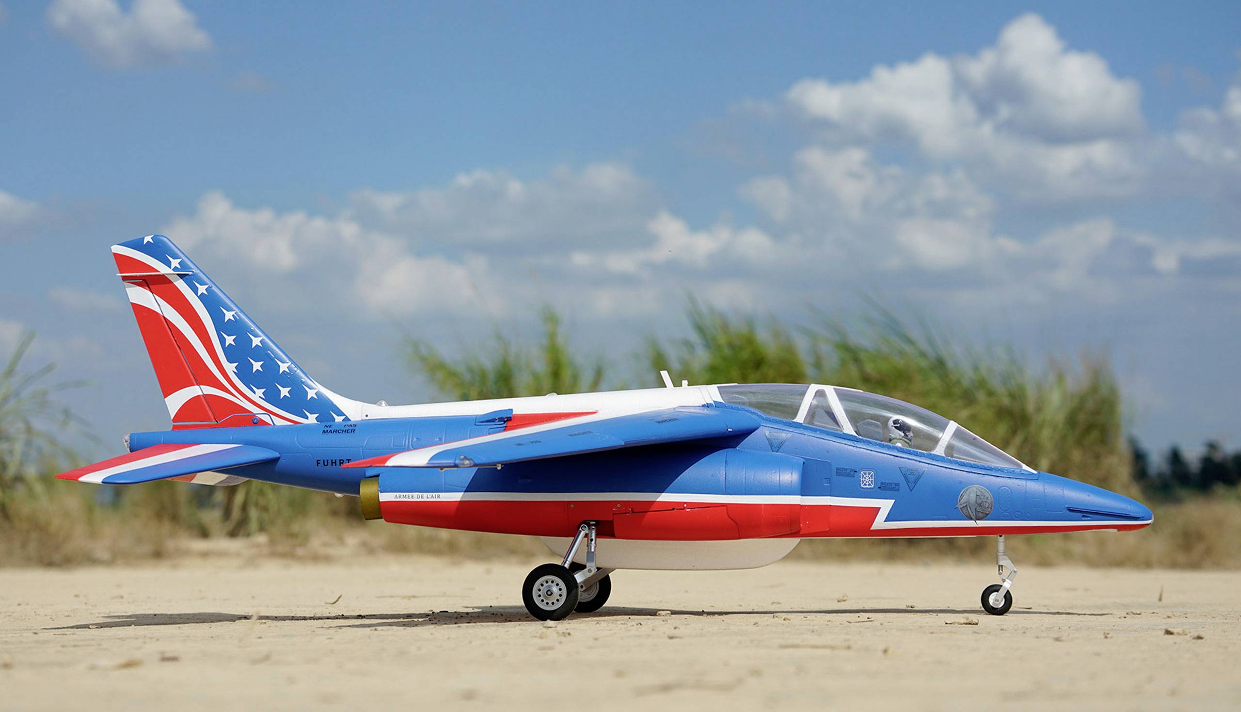 Amewi XFly Alpha Blau, Rot RC Jetmodell PNP 970mm