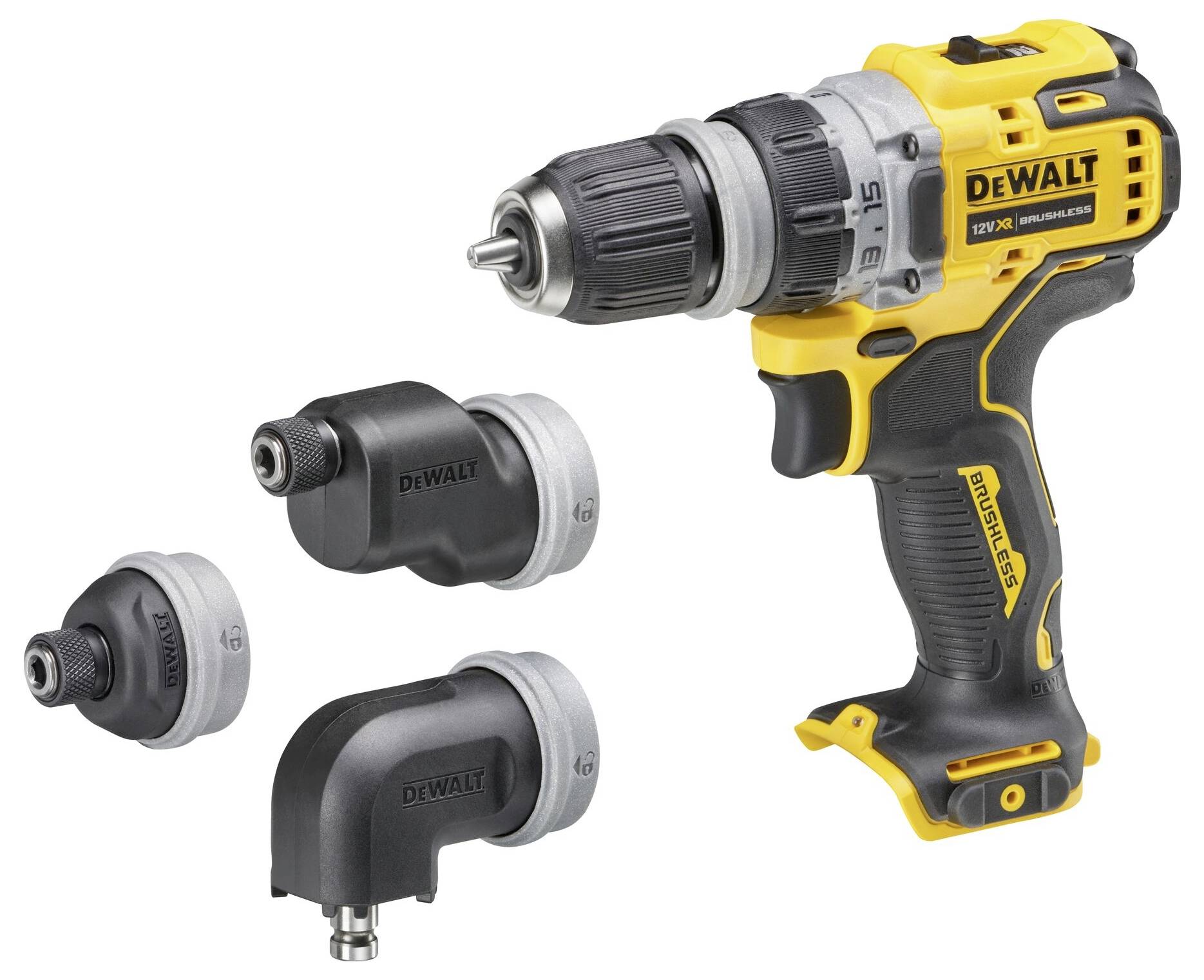 Akkuschrauber mit drei Aufsätzen in verschiedenen Winkeln. Der Schrauber ist schwarz-gelb und von der Marke DeWalt.