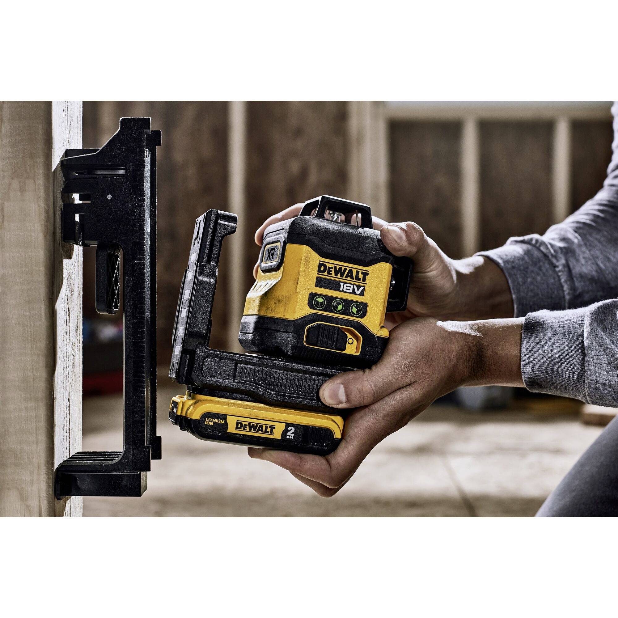 DEWALT DCLE34031D1-QW Linienlaser
