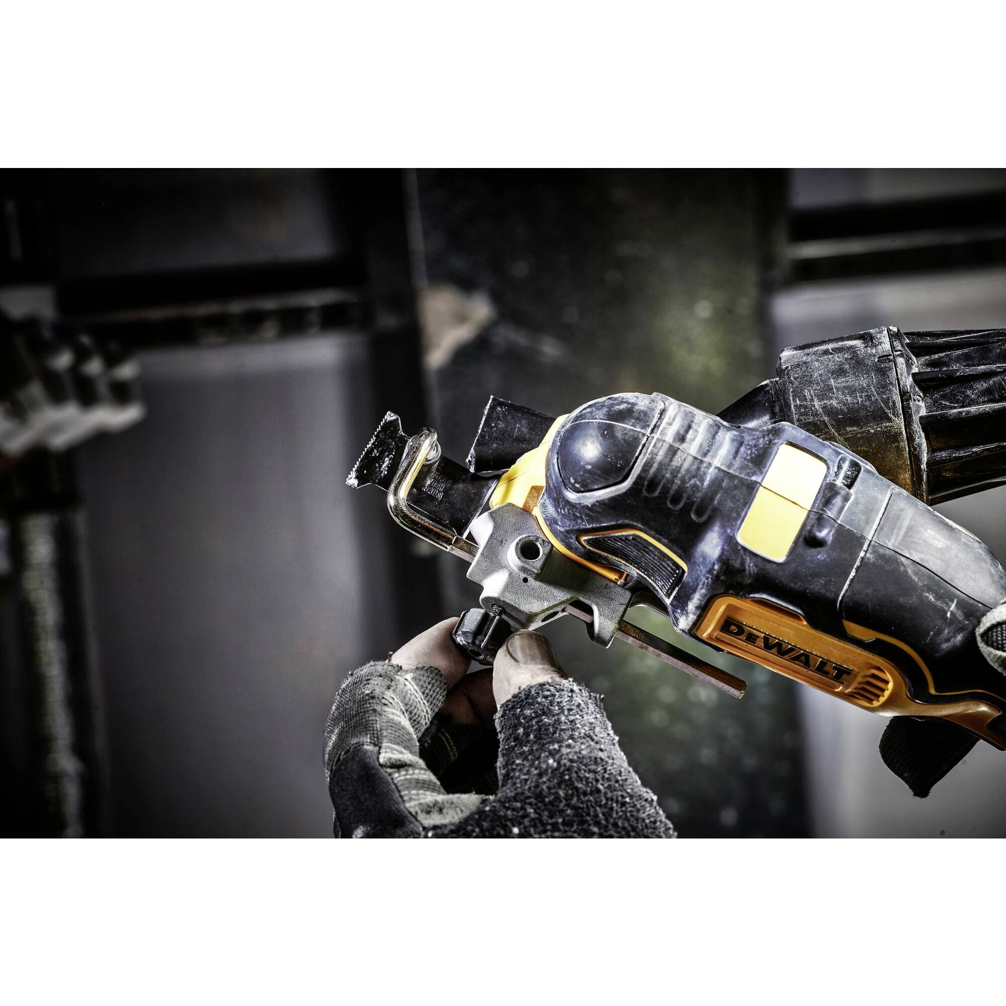 DEWALT DCS356NT-XJ Akku-Multifunktionswerkzeug