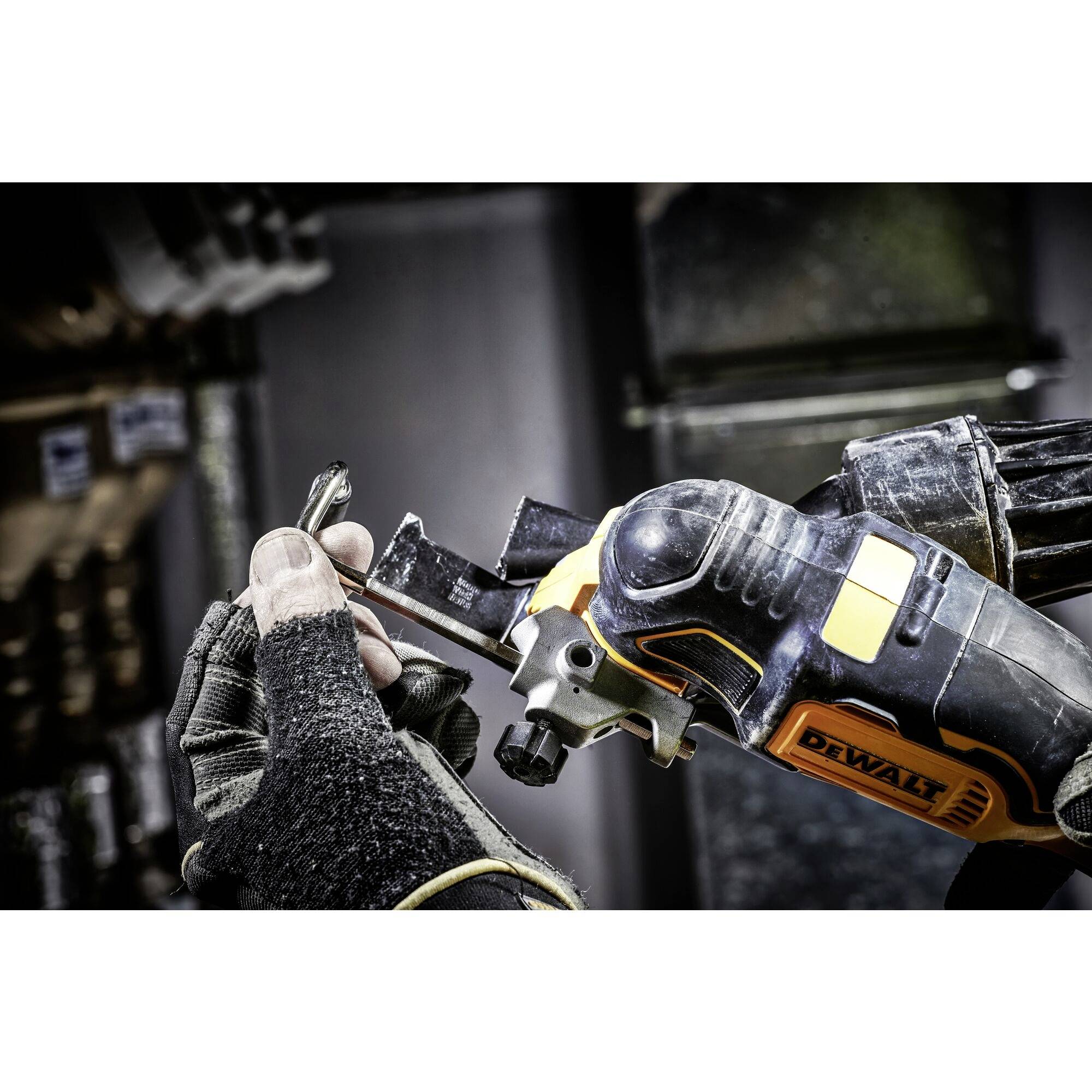 DEWALT DCS356NT-XJ Akku-Multifunktionswerkzeug