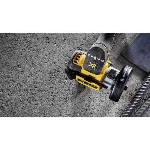 DEWALT Akku-Multimaterialschneider DEWALT Akku-Multimaterialschneider