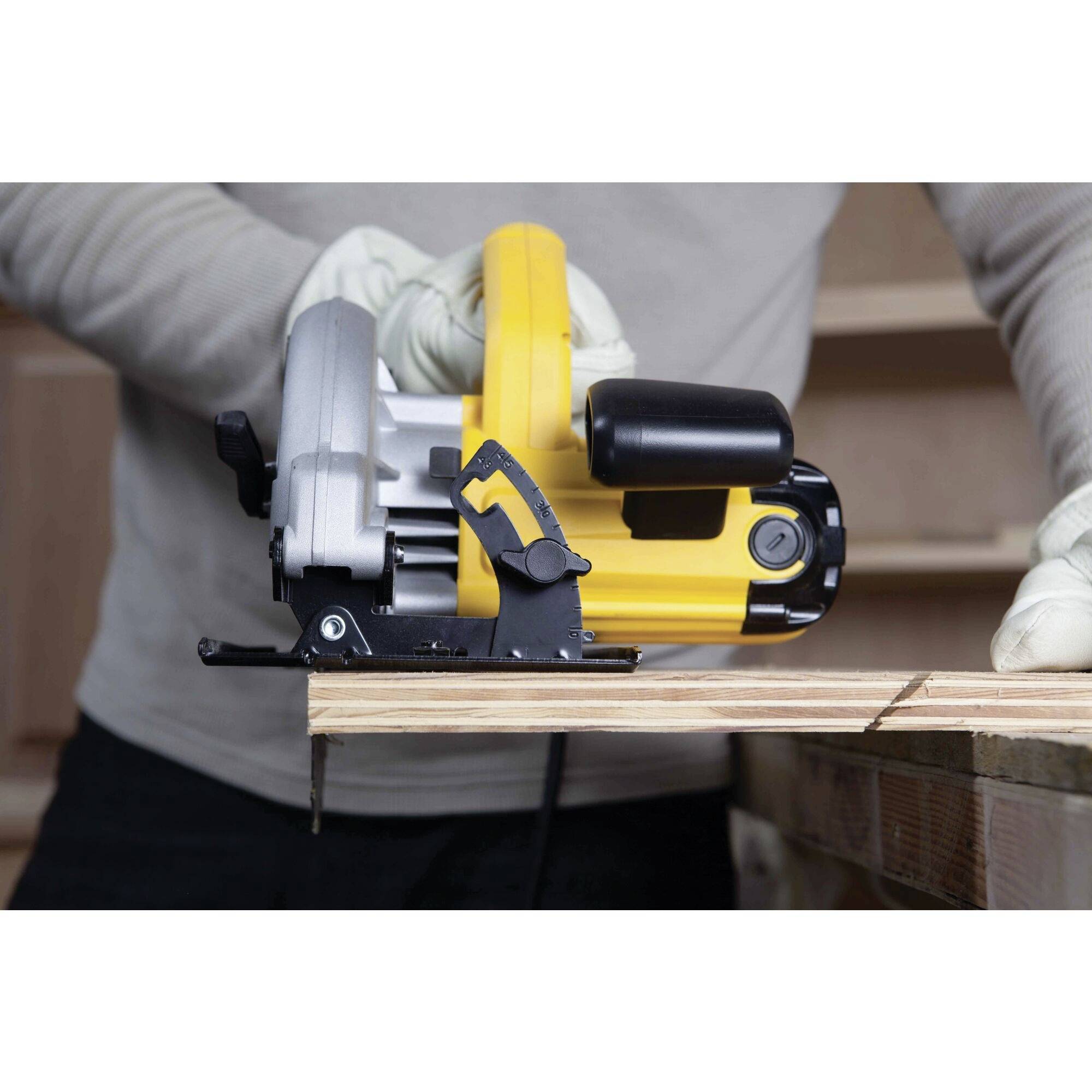 DEWALT DWE560-QS Handkreissäge