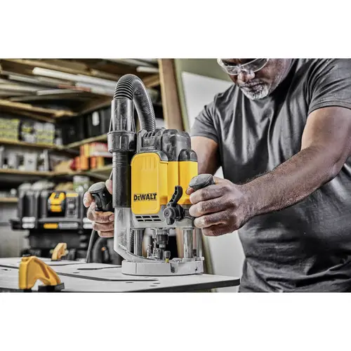 DEWALT Oberfräse DWE625-QS DEWALT Oberfräse DWE625-QS