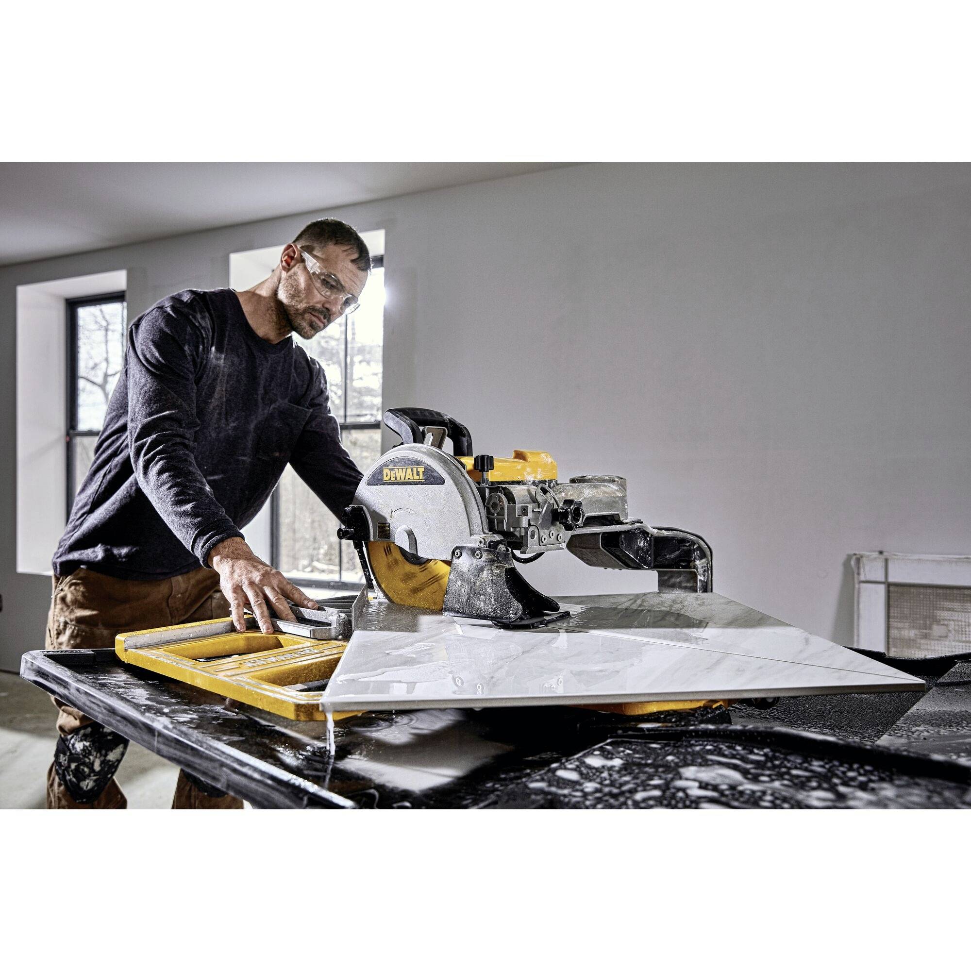 DEWALT Fliesensäge 1600W