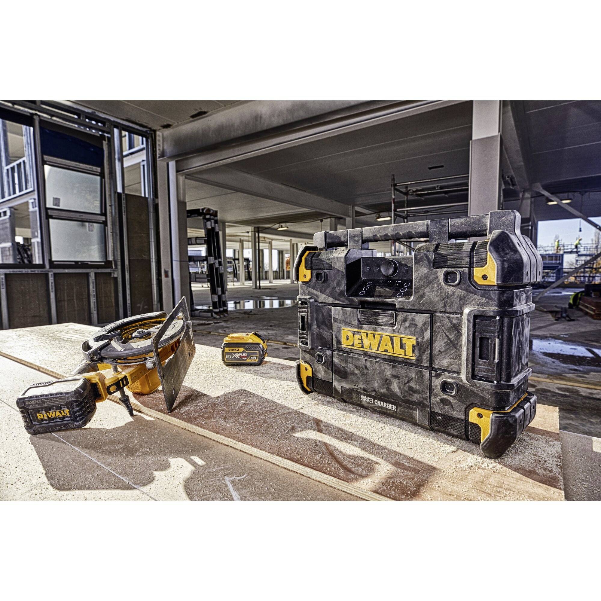 DEWALT DWST1-81078-QW Baustellenradio