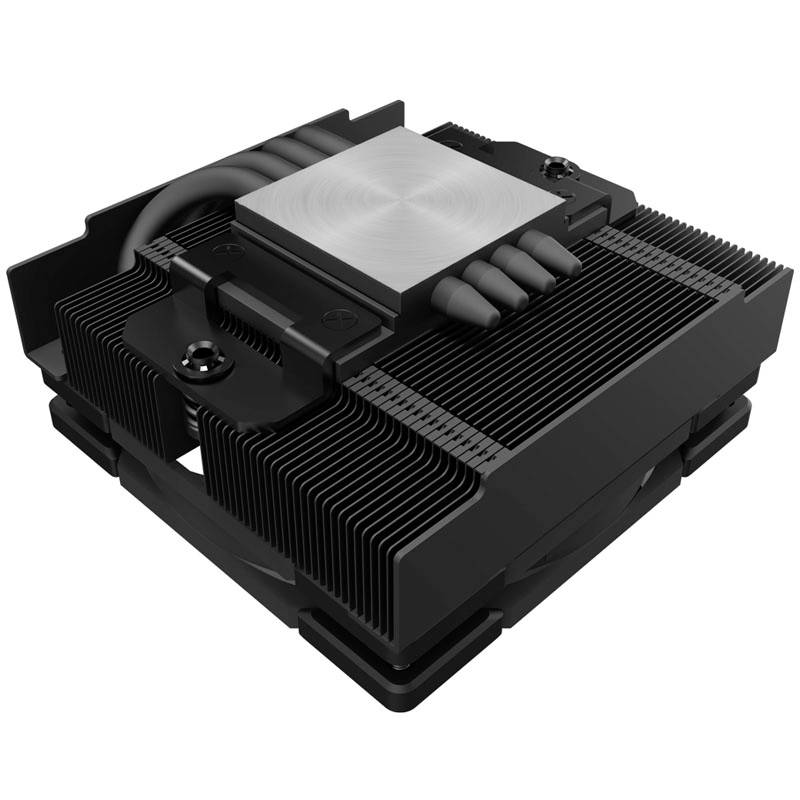 Ein schwarzer CPU-Kühler mit einer flachen, quadratischen Metalloberfläche und mehreren angedeuteten Kühlrippen und Lüftern.