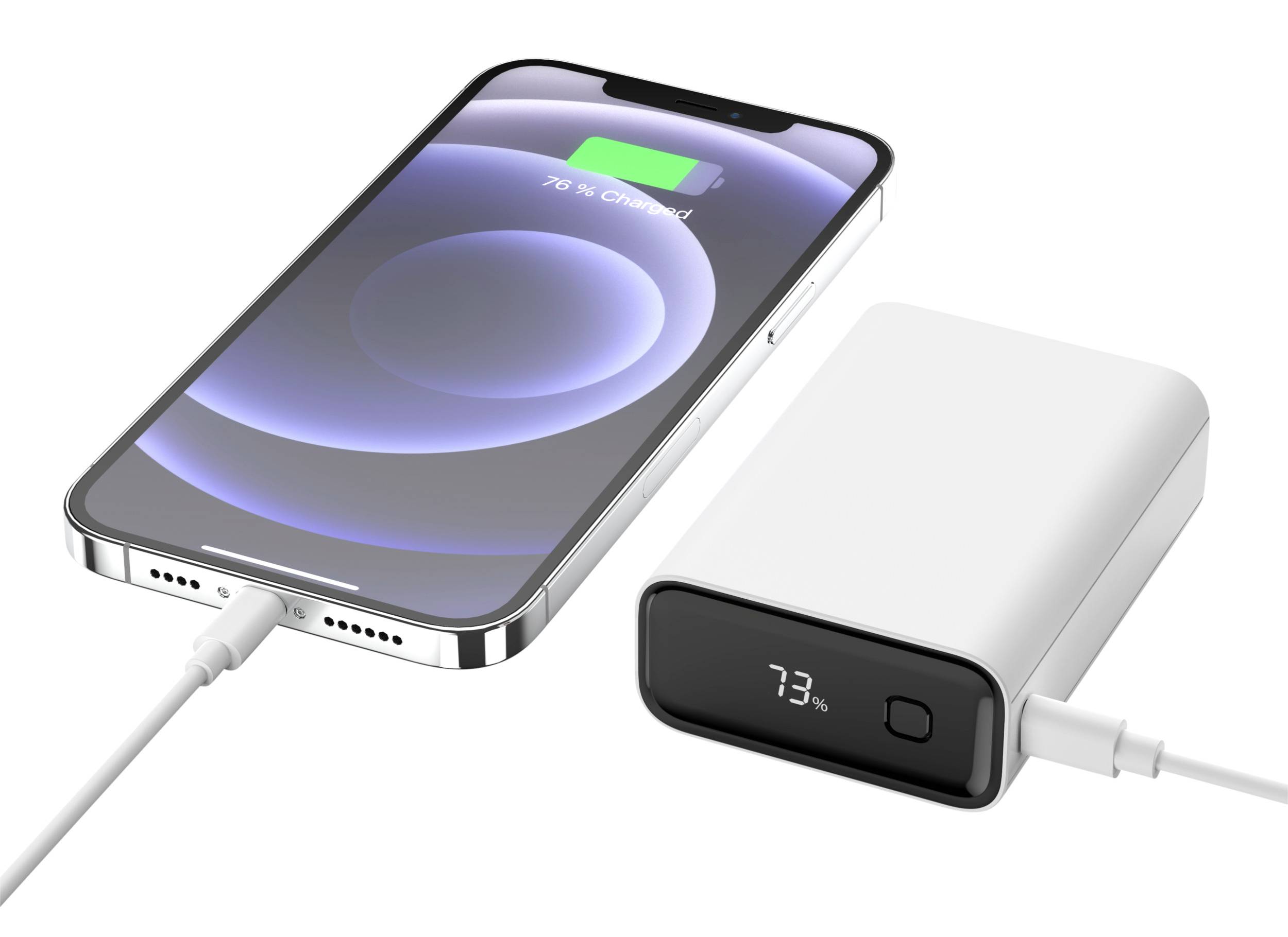 Smartphone wird über ein Kabel an eine Powerbank angeschlossen. Bildschirm zeigt Ladestatus 76%. Powerbank zeigt verbleibende Energie 73%.