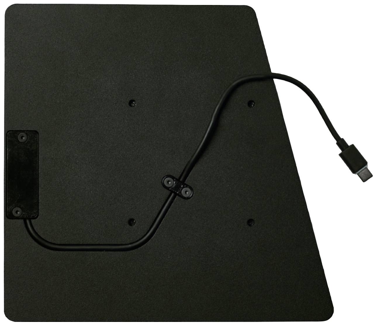 Ein schwarzes, rechteckiges Ladegerät mit einem USB-C-Kabel, das diagonal von links unten nach rechts führt.