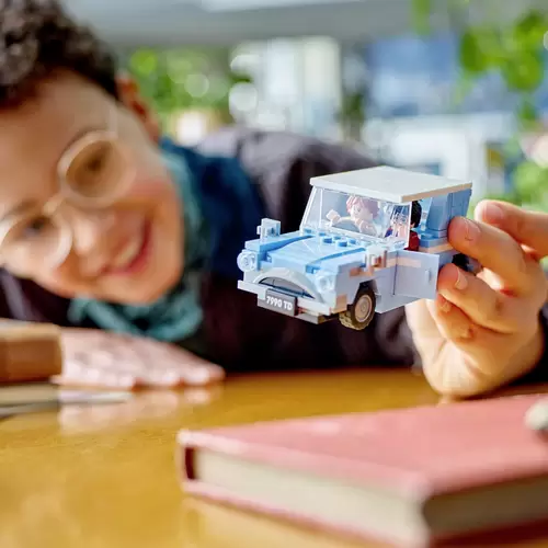 76424 LEGO® HARRY POTTER™ Fliegender Ford Anglia™ 76424 LEGO® HARRY POTTER™ Fliegender Ford Anglia™