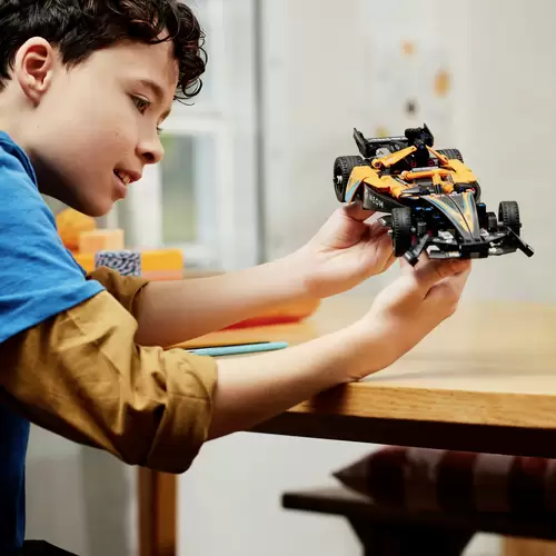 42169 LEGO® TECHNIC NEOM McLaren Formula E Race Car 42169 LEGO® TECHNIC NEOM McLaren Formula E Race Car