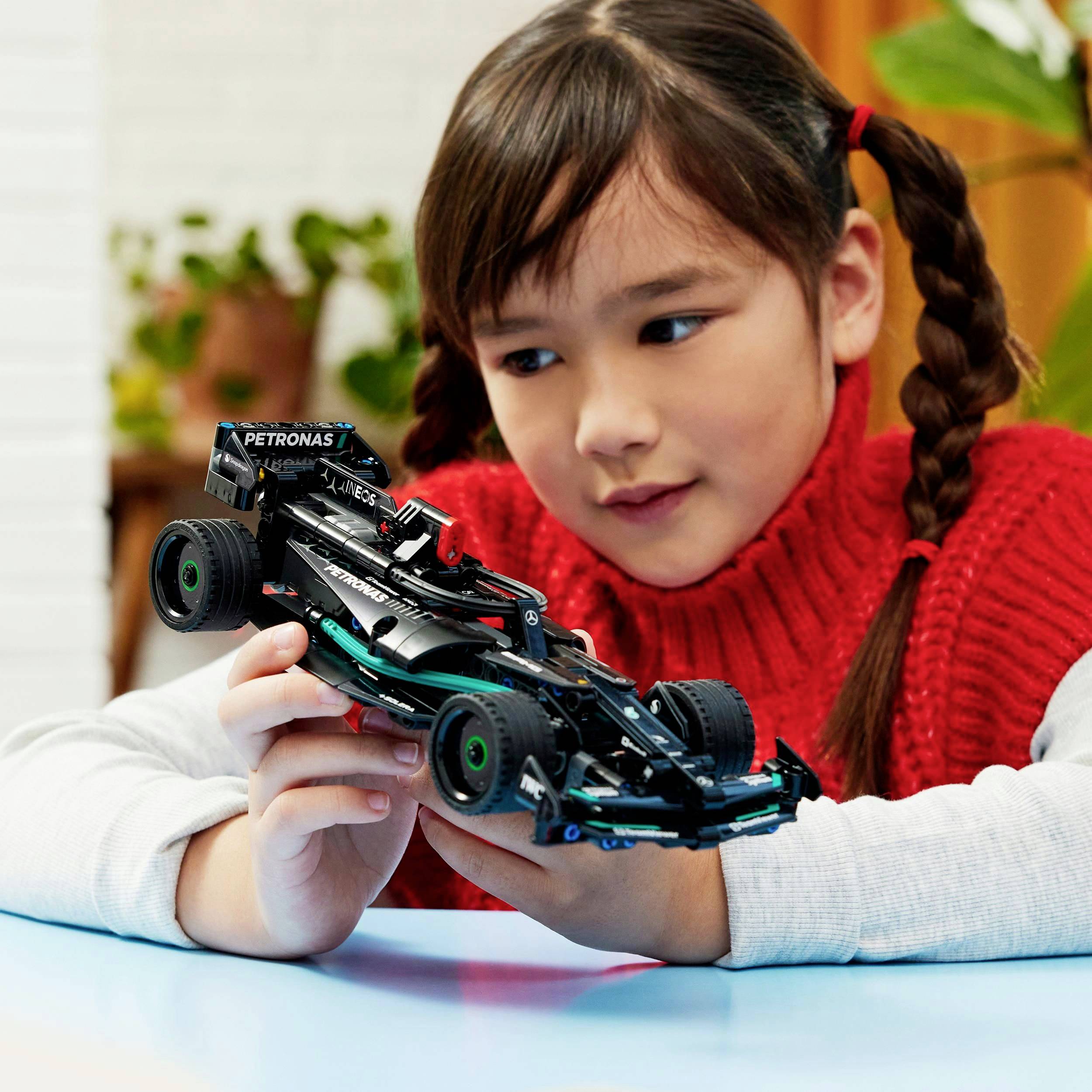 LEGO Technic Mercedes-AMG F1 W14 E Performance Race Car Spielzeug für Kinder, Jungen und Mädchen ab 7 Jahren