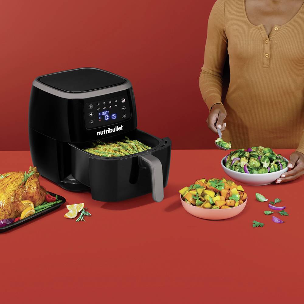 NUTRiBULLET CB NBA071B Heißluft-Fritteuse 7 l 1800 W Antihaftbeschichtung, BPA-frei, Heißluft-Funktion, mit Display, Timerfunktion Schwarz