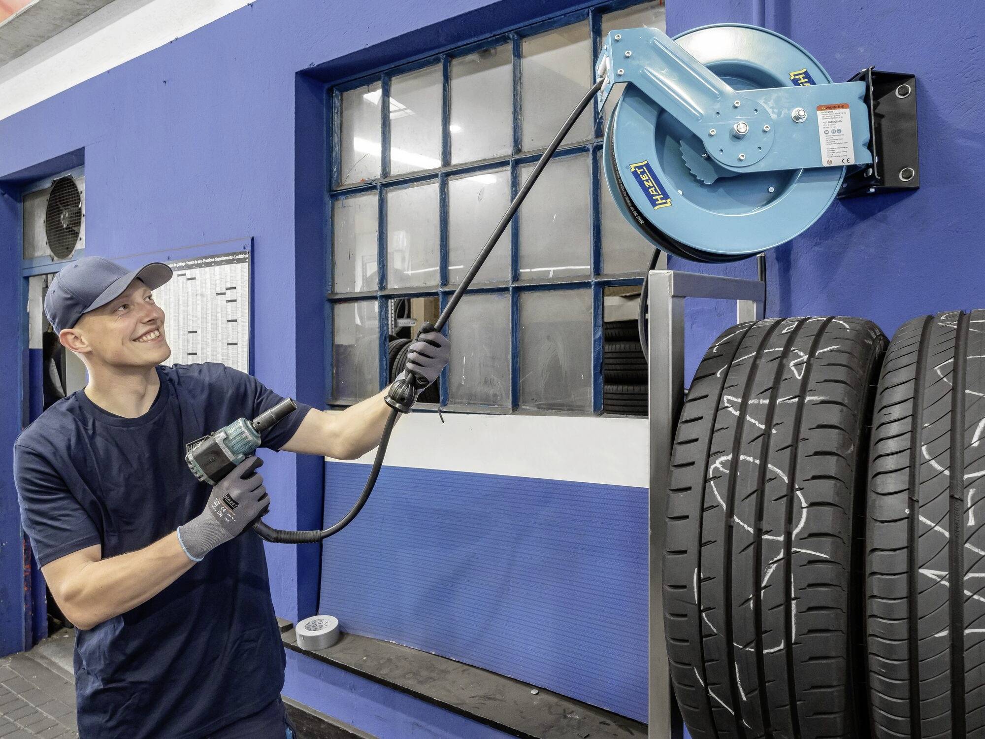 Hazet Druckluft-Schlauchtrommel 20m 12 bar Wandbefestigung