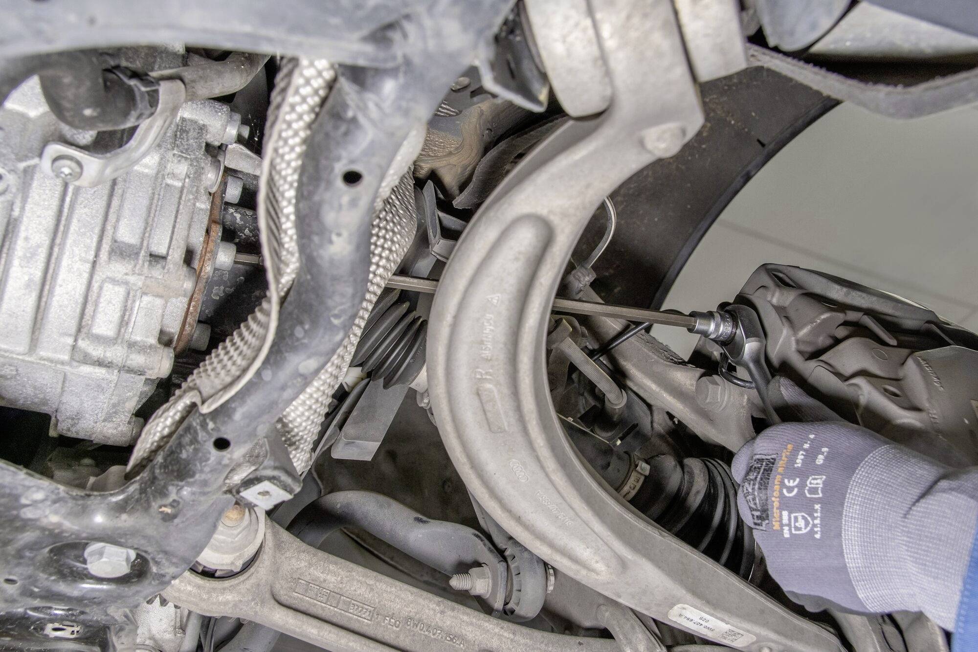 Hazet 2584LG-1A Innen-Sechskant Steckschlüssel-Bit-Einsatz 6mm 3/8"