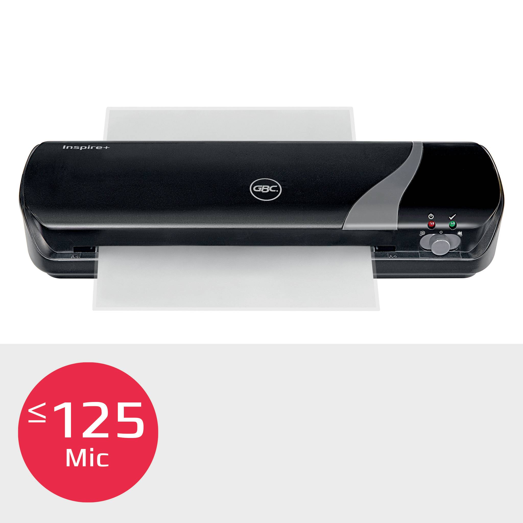 Ein schwarzes Laminiergerät, das ein Blatt laminiert. Beschriftung unten mit '≤ 125 Mic'. Essenziell für Bürozubehör-Kontext.