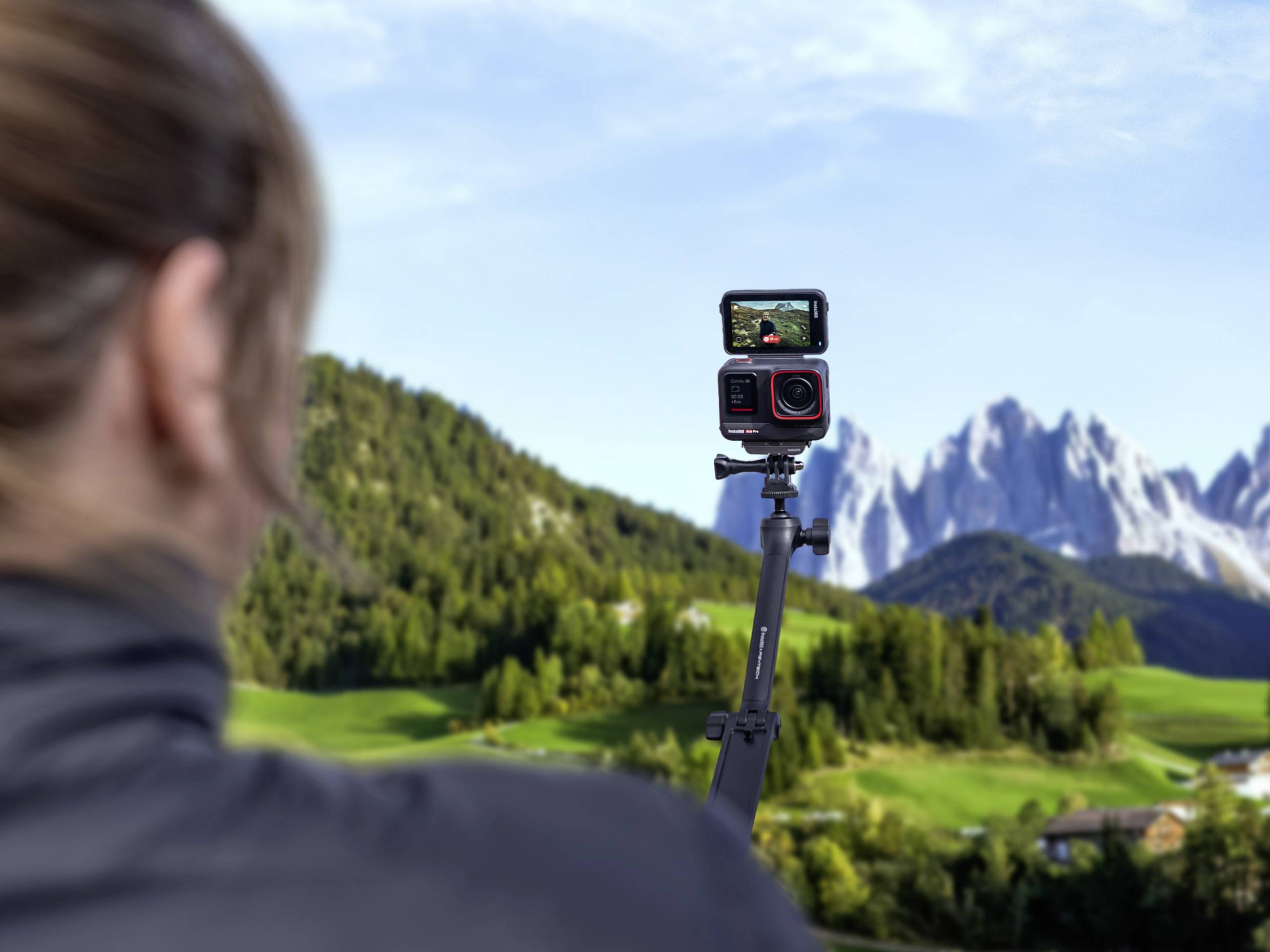 Insta360 Ace Pro Action Cam 8K, 4K, 2.7K, Full-HD, Zeitlupe, Zeitraffer, Touch-Screen, Bluetooth, WLAN, Wasserfest