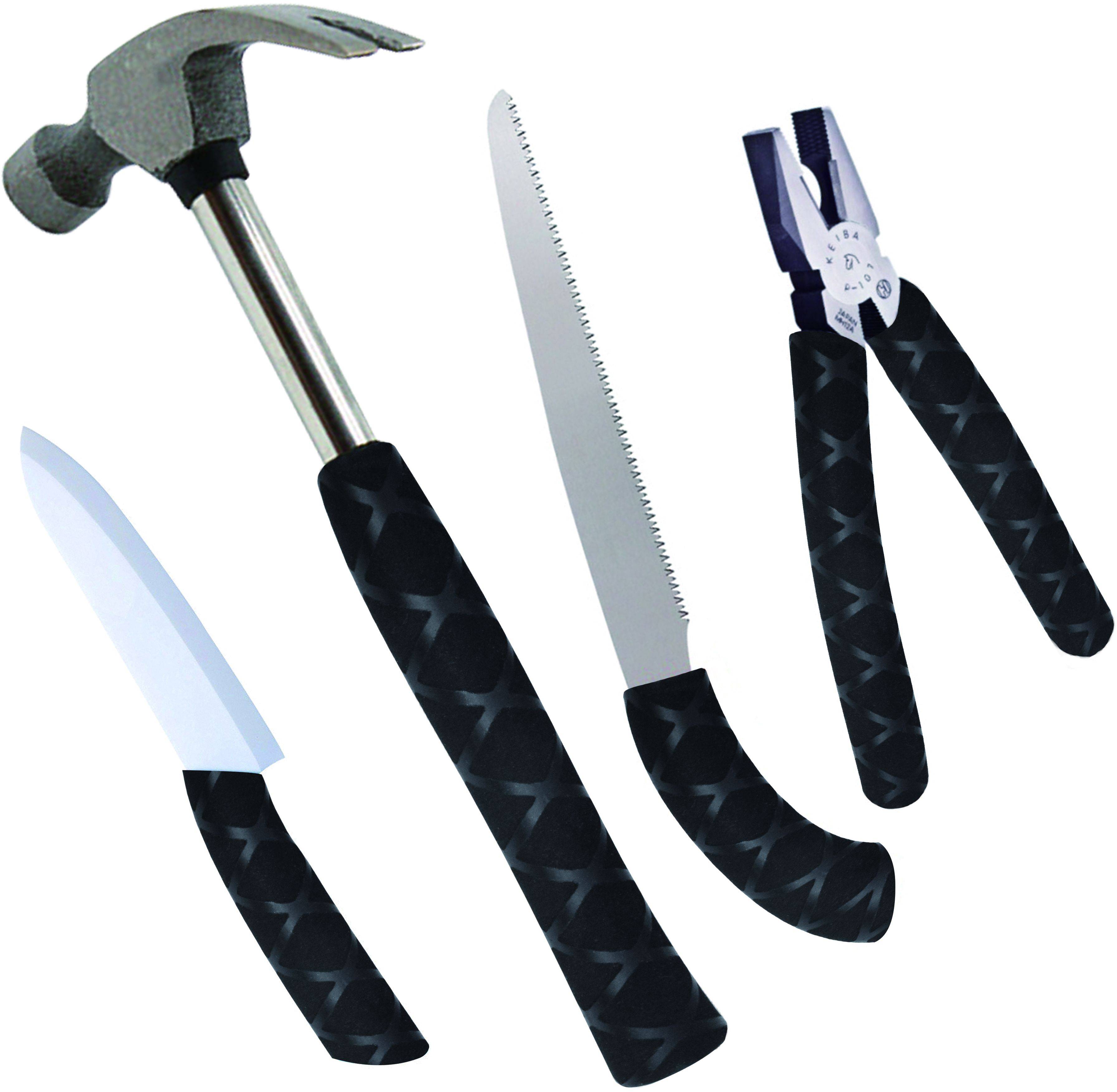 Vier Werkzeuge: ein Hammer, eine Zange, eine Säge und ein Messer mit schwarzen Griffen, die nebeneinander liegen.