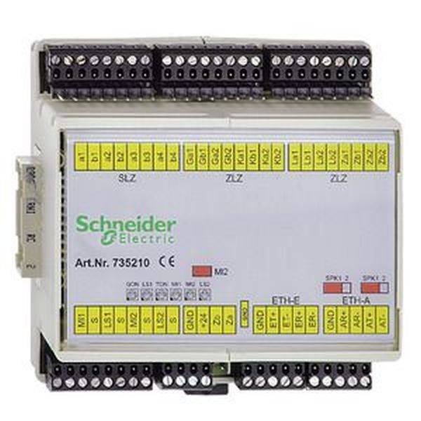 Elektrischer Schaltschrank mit mehreren Anschlussklemmen, beschriftet mit 'Schneider Electric', Art.Nr. 735210.