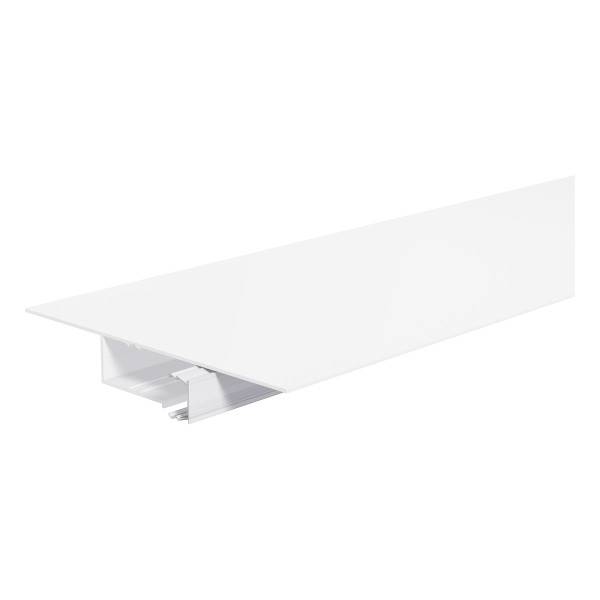 Weißes Kunststoff-Verbindungsprofil mit flachem Design zur Verbindung von Paneelen oder Wänden in Bau- oder Renovierungsprojekten.