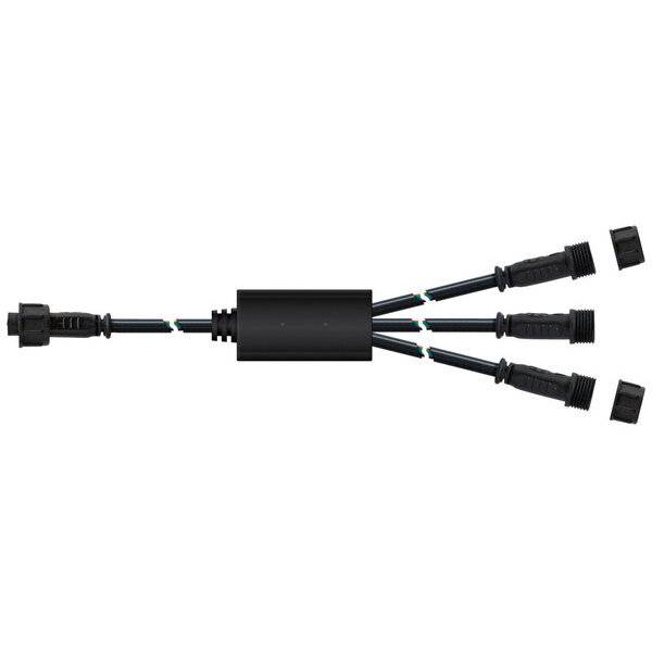 Abzweigkabel für PV-Anlage mit einem Eingang und drei Ausgängen. Verwendet zur parallelen Verbindung von Solarmodulen.