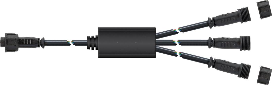 Schwarzes 1-zu-3-Stromverteilerkabel mit zentralem Anschlussblock und drei Ausgangsleitungen, jede mit Stecker und Kappe endend.