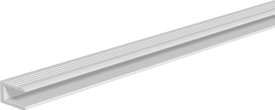 Lange silberne Aluminium-Schiene oder Schiene in Perspektive auf weißem Hintergrund.