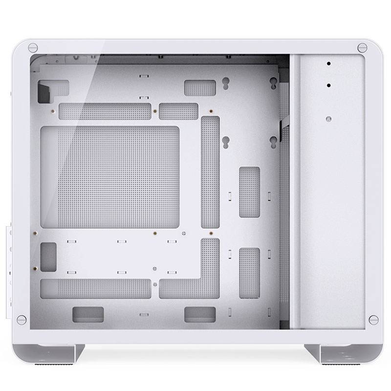 Leeres silbernes Computergehäuse, aufrecht stehend, zeigt offene Innenseite mit Schlitzen und Befestigungspunkten für Hardware.