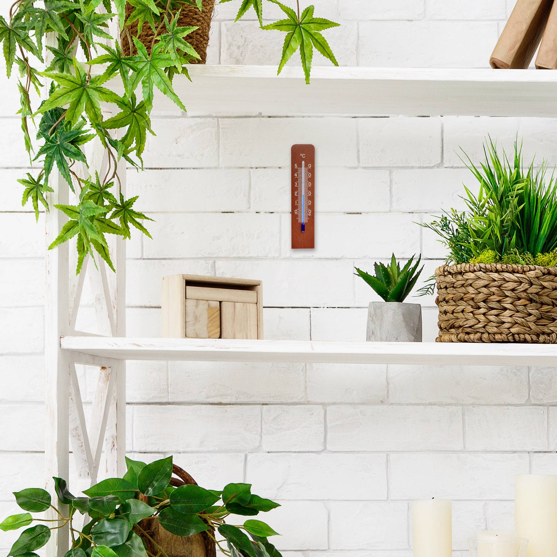 TFA Dostmann Analoges Innenthermometer Thermometer Nussbaum 12.1057.03