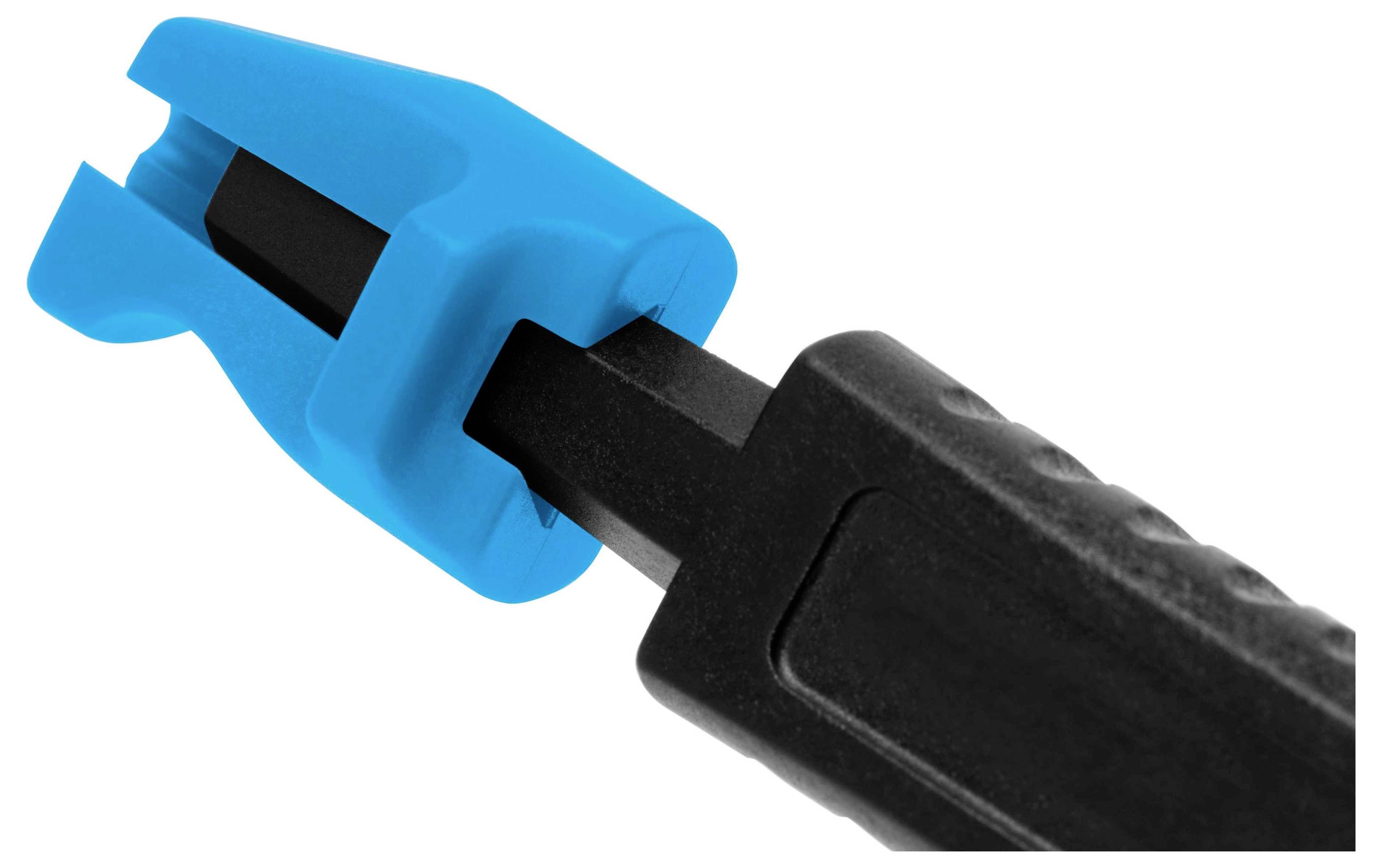 Nahaufnahme eines Schraubendrehers mit blauem, gummierten Kopf und schwarzem Griff, geeignet für technische Arbeiten.