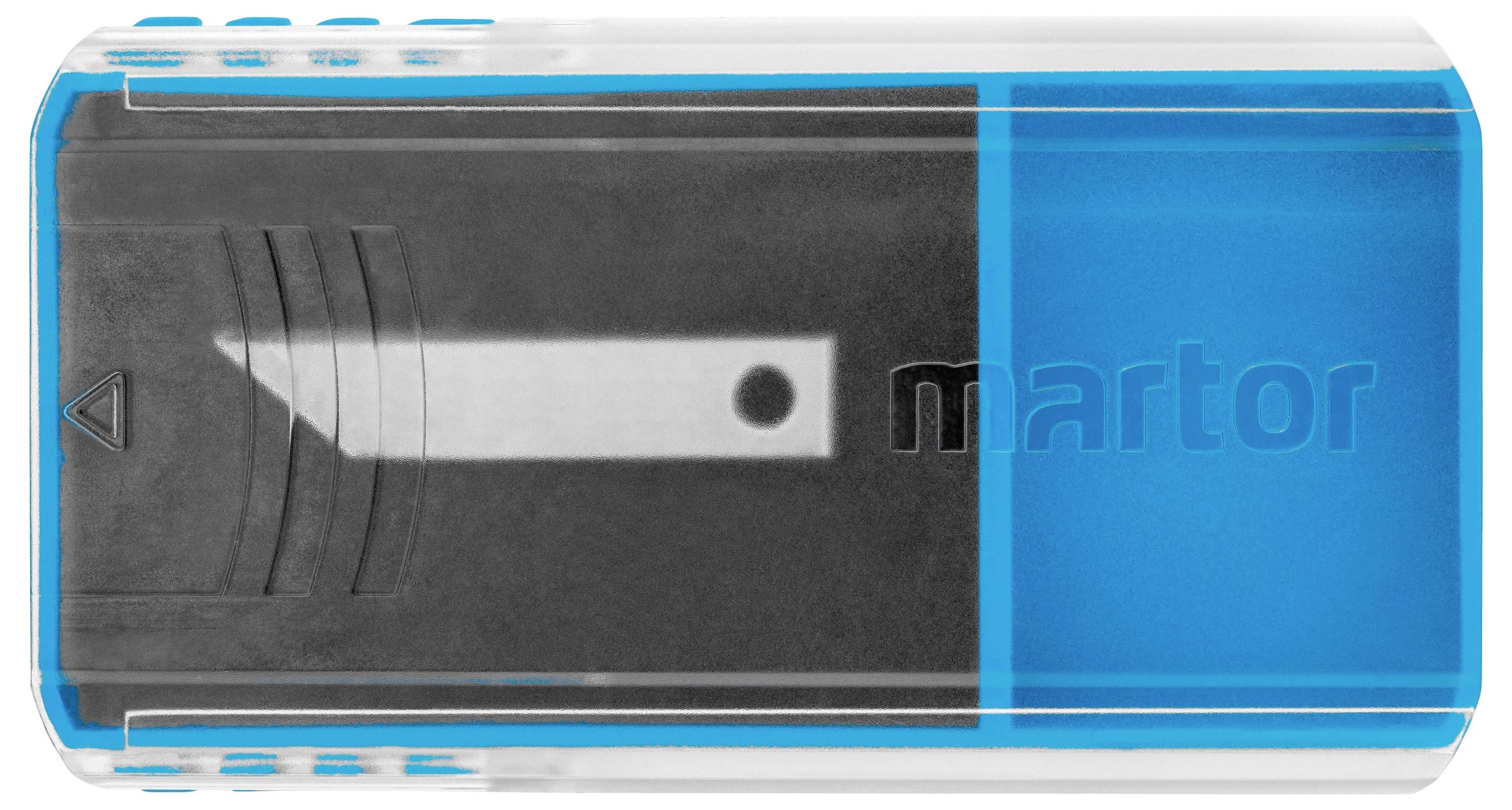 Ein blauer, rechteckiger Klingenhalter mit schwarzem Einsatz zeigt eine Metallklinge. Die Marke 'Martor' ist aufgedruckt.