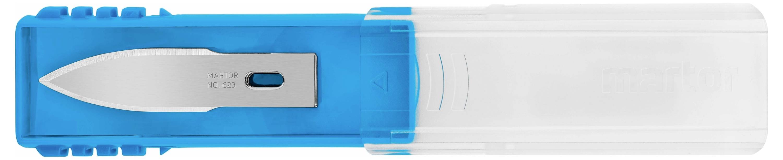 Medizinische Skalpellklinge in einer blauen und transparenten Sicherheitsverpackung zur sicheren Handhabung und Aufbewahrung.