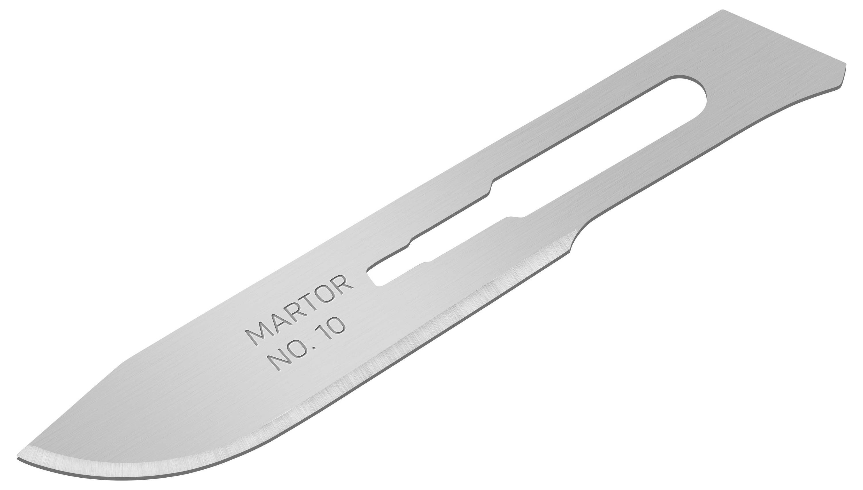 Ein silbernes Skalpellklingen-Ersatzteil mit der Aufschrift 'MARTOR NO. 10', geeignet für chirurgische oder präzise Schneideaufgaben.