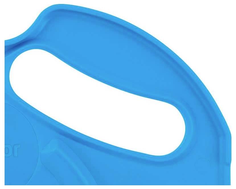 Blauer Kunststoffgriff mit ovalem Ausschnitt, Teil eines größeren Objekts.