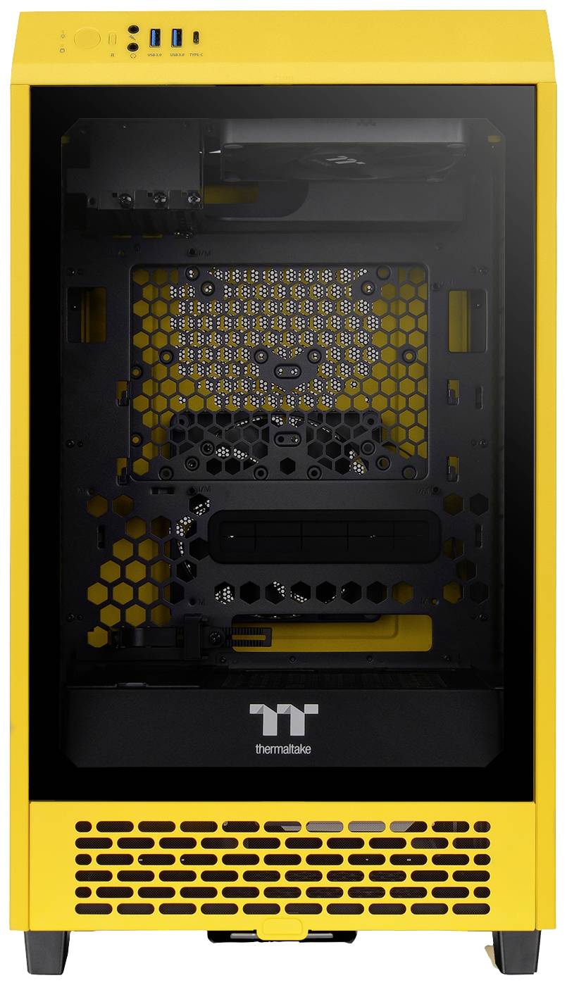 Gelbes Computergehäuse mit transparentem Frontpanel, Sicht auf Innenraum und Lüftergitter. Schlichtes Design mit Markenlogo unten.