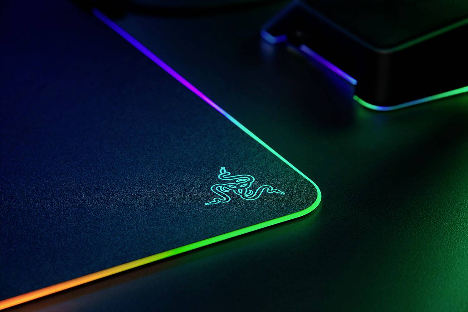 RAZER Firefly V2 Gaming-Mauspad Beleuchtet Schwarz, RGB
