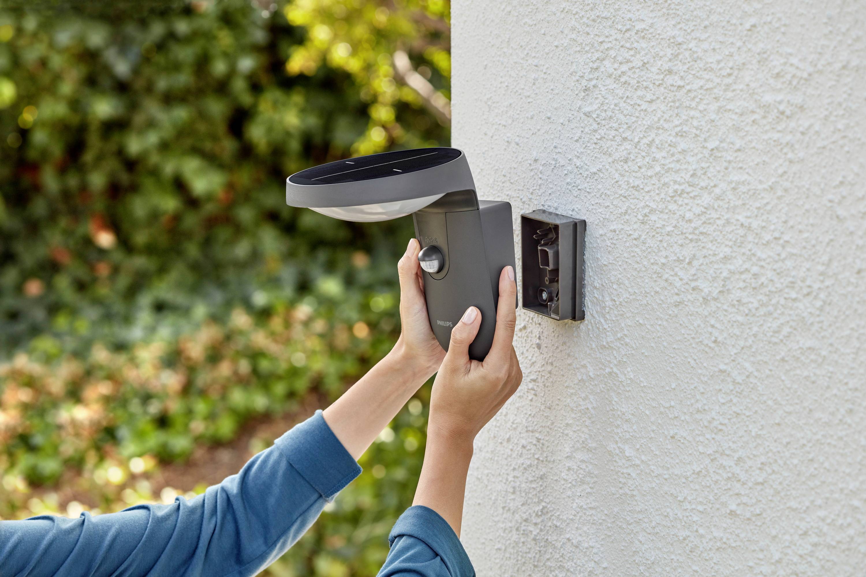 Philips LED Tyla 8719514476912 Solar-Außenwandleuchte LED 1.2W Anthrazit