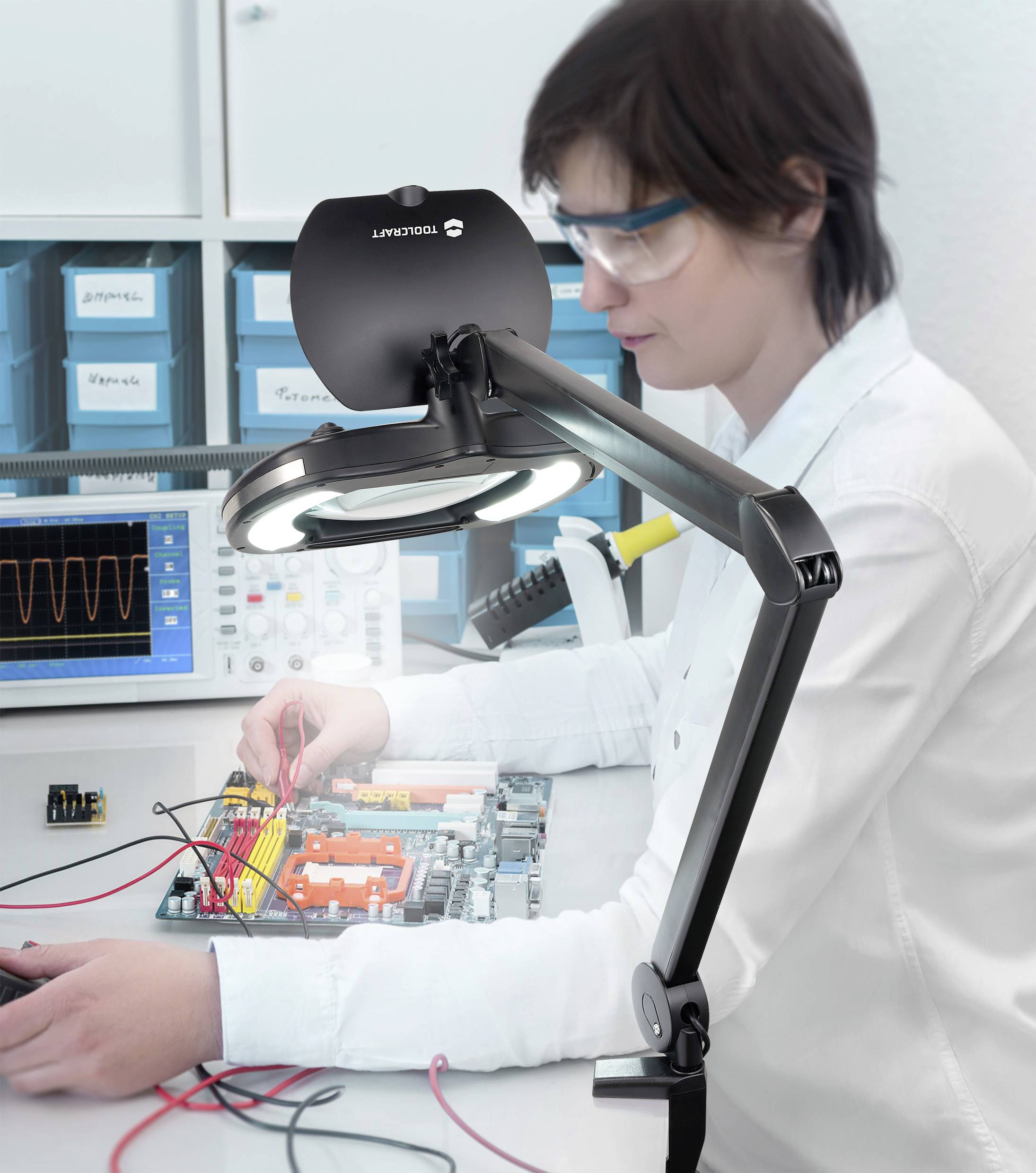 TOOLCRAFT TO-9090711 ESD Lupenleuchte mit Klemmhalterung Vergrößerungsfaktor=2.25 x 2021 Energieeffizienzklasse F (A - G)