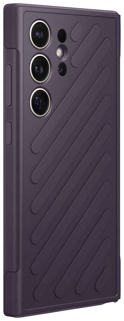 Smartphone in dunkellila Schutzhülle mit diagonalen Linien, Rückansicht auf vier Kameralinsen und Blitz.