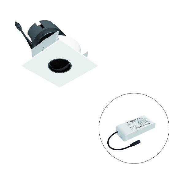 Quadratischer Einbaustrahler mit abgewinkeltem, schwarzem Innenring. Der Strahler wirkt modern und minimalistisch. Begleitendes Netzteil im Kreis dargestellt.