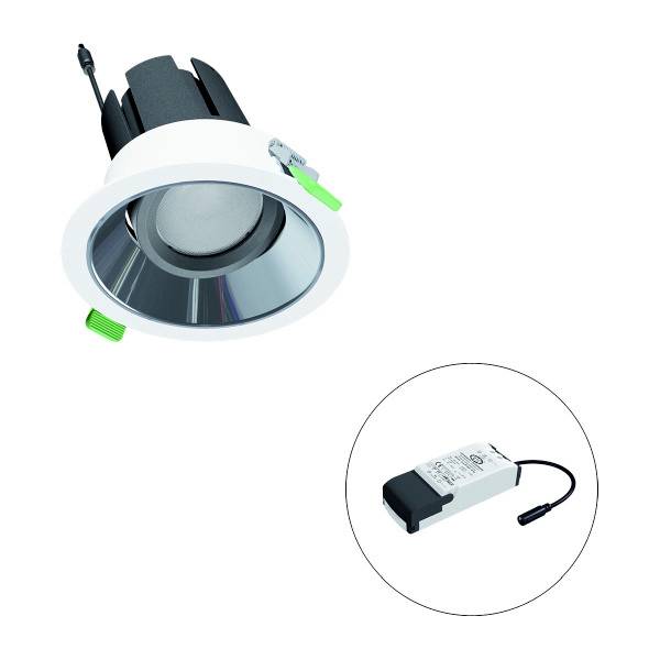 Strahlerleuchte mit metallischer Innenseite und Trafo-Adapter, geeignet für Einbau in Decken.