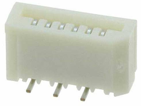 Ein Nahaufnahmebild eines weißen elektronischen Steckers mit mehreren Stiften und einer rechteckigen Form.
