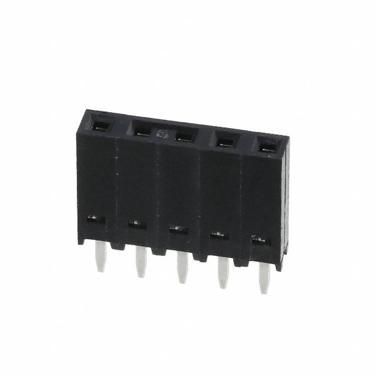 Ein schwarzer Kunststoffstecker mit fünf Metallstiften, der für elektronische Schaltkreise und Verbindungen verwendet wird.
