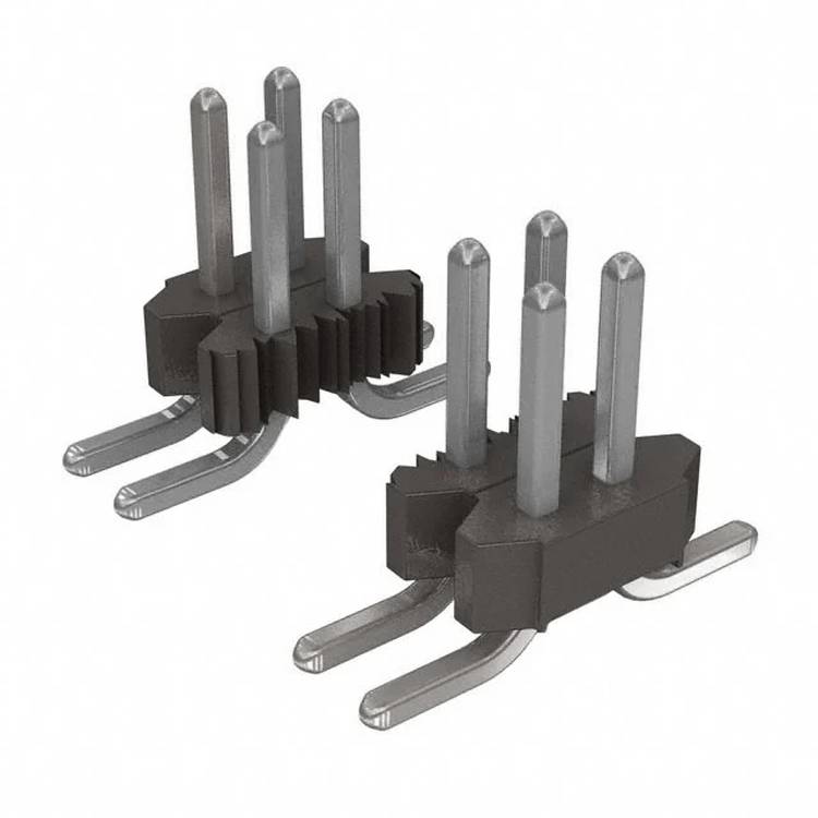 Elektrischer Erdungsanschluss mit grün-gelbem Kabel, Befestigungsschrauben und Schutzkappe mit Kette, verwendet für die Sicherheit in elektrischen Systemen.