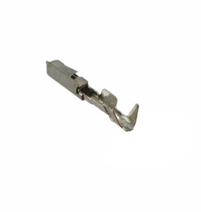 Ein metallischer elektrischer Steckerkontakt, der zum Verbinden von Drähten in einem Stromkreis verwendet wird. Seine Form ermöglicht eine sichere Verbindung in Buchsen.