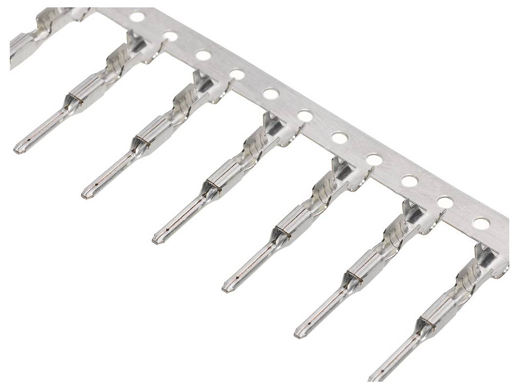 Metallverbindungsstifte in einer Reihe ausgerichtet, befestigt an einem Streifen für elektronische oder mechanische Verwendung, zeigt Präzisionskonstruktionsdetails.