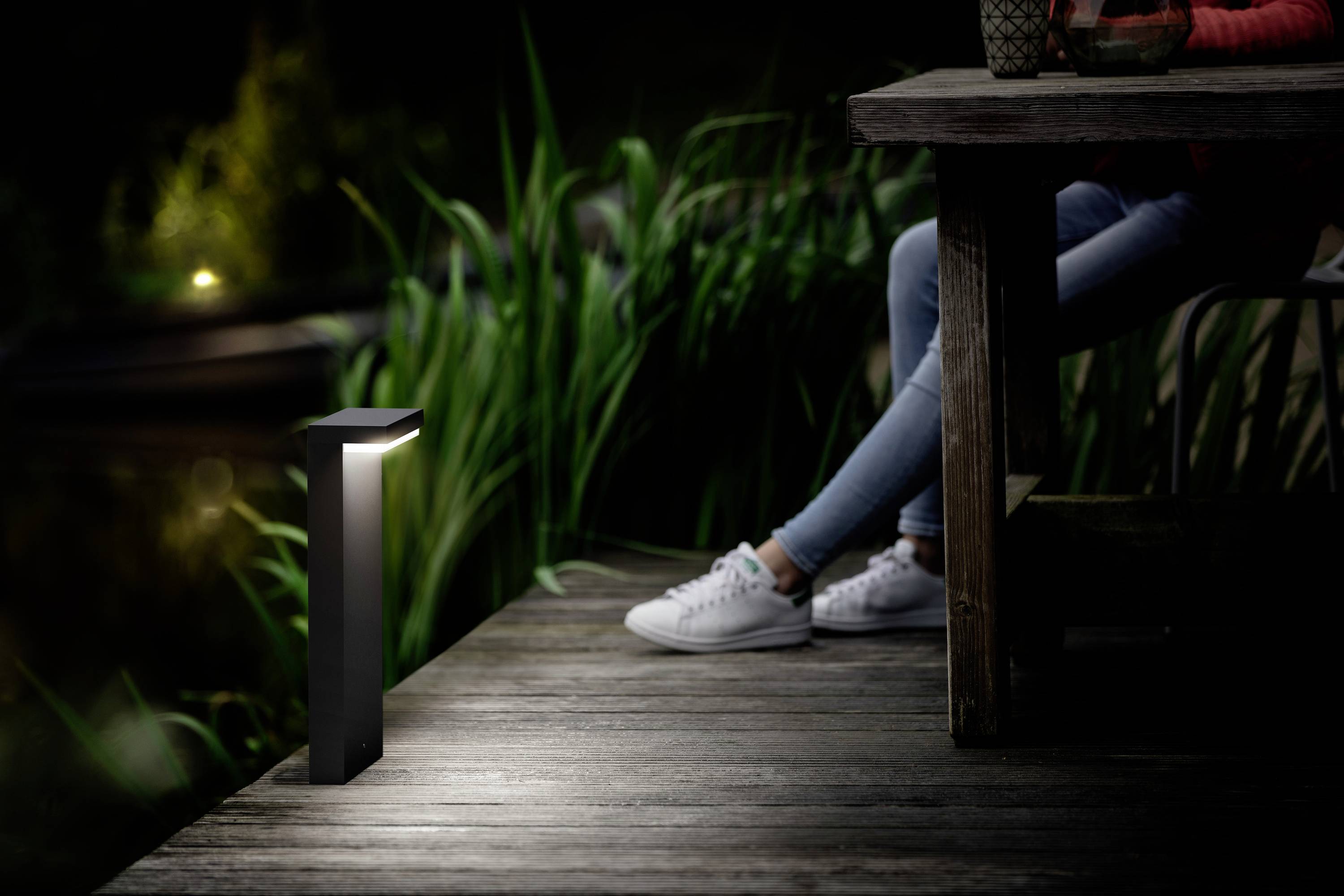 Philips LED Bustan 8720169257290 LED-Sockelleuchte LED 3.8W Anthrazit