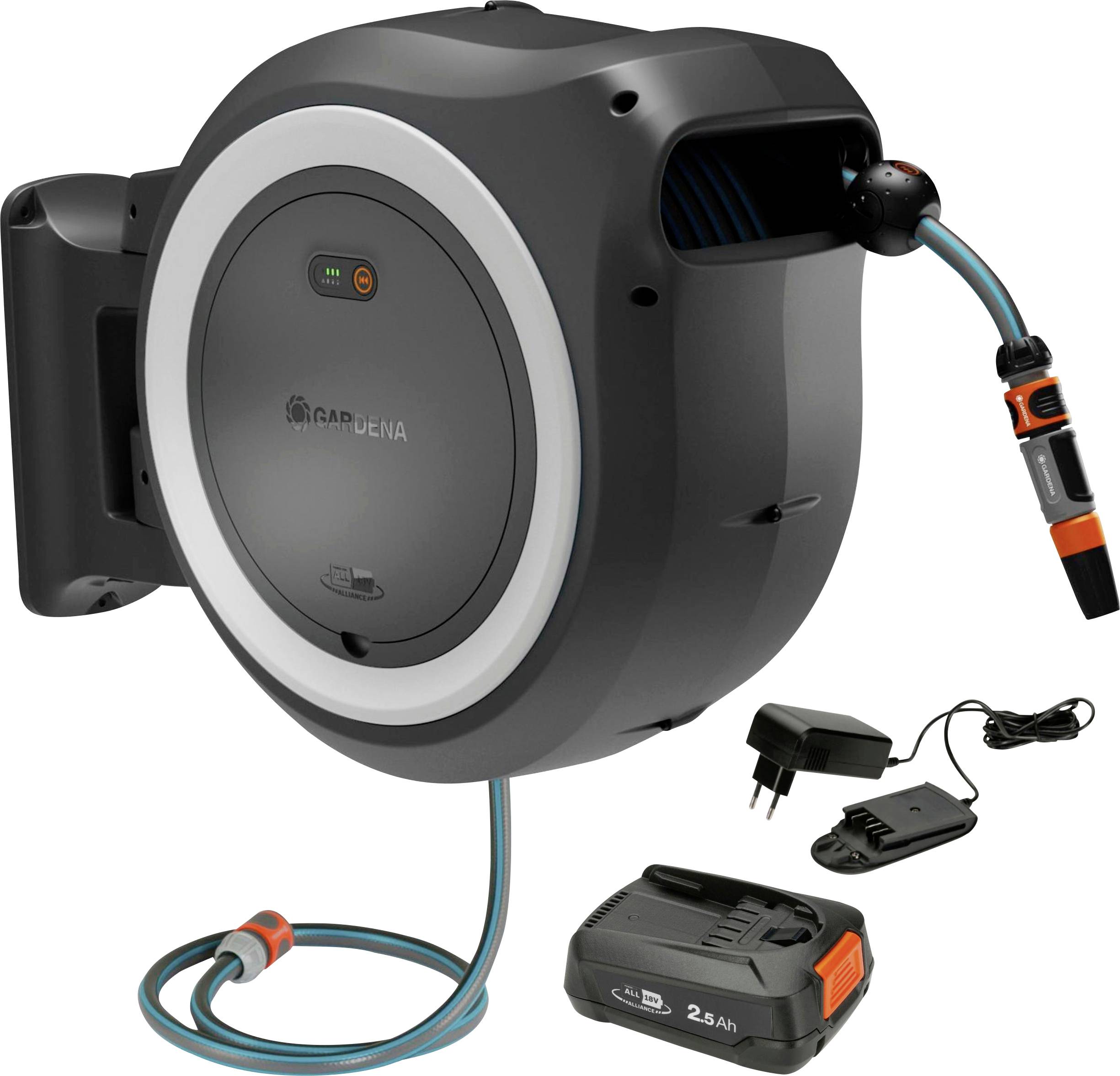 Automatisierte Schlauchrolle mit einziehbarem Wasserschlauch, Ladestation, Batterie und Adapter. Inkl. Ein-/Ausschalter und LED-Anzeigen.